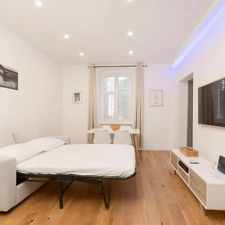 Appartement Centro I Cadorna 14 Trieste